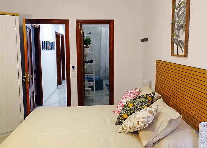 Apartamento Cruz De Tenerife, Piso Céntrico, Amplio Y Con Garaje