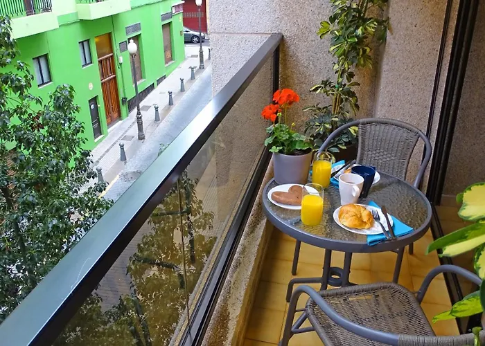 Cruz De Tenerife, Piso Centrico, Amplio Y Con Garaje